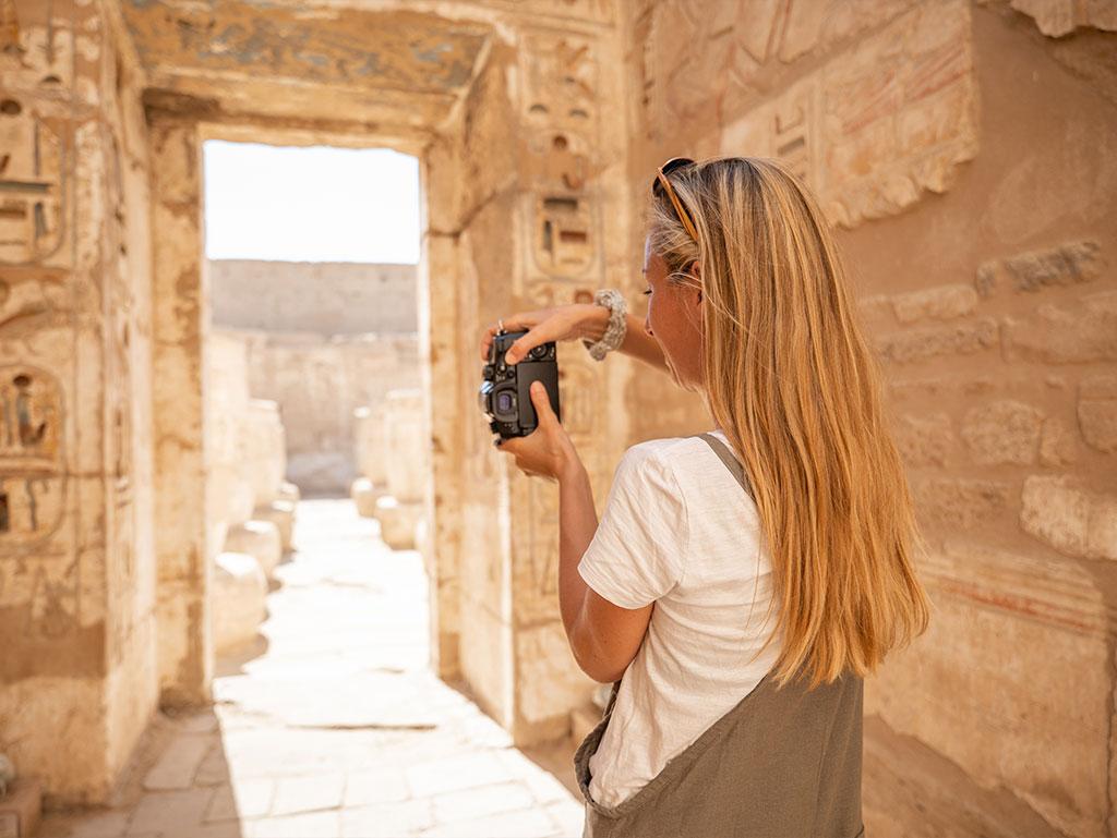 imgSrc?.image_title imgSrc?.image_alt